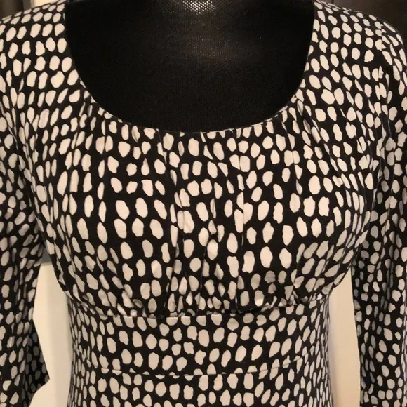 EUC Women’s Ann Taylor top - Picture 5 of 7